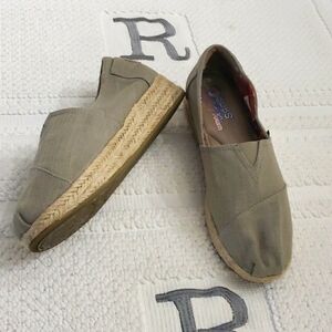 BOBS FROM SKECHERS MEMORY FOAM ESPADRILLES